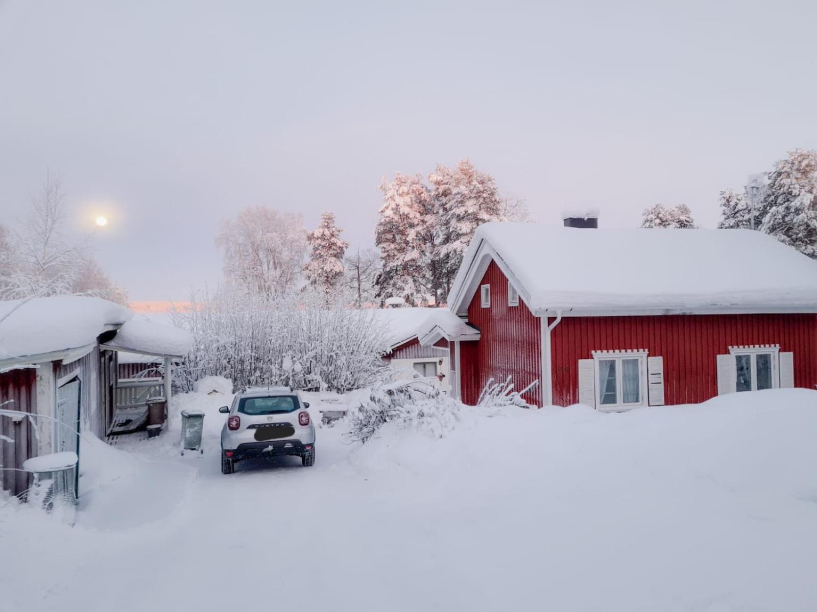 Arctic Circle Cabin Overkalix Exterior photo